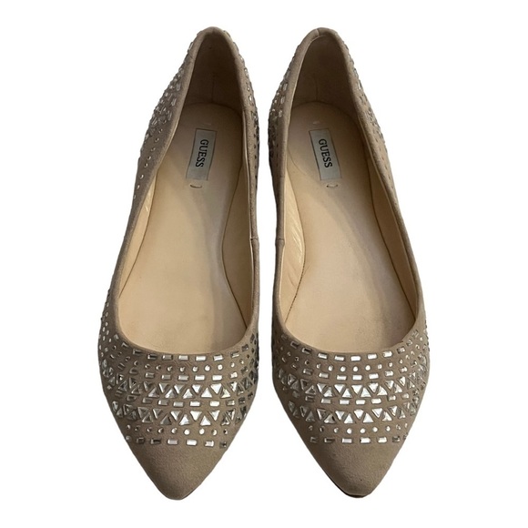 Authentic Guess tan flats with rhinestones 7.5 - Picture 1 of 7